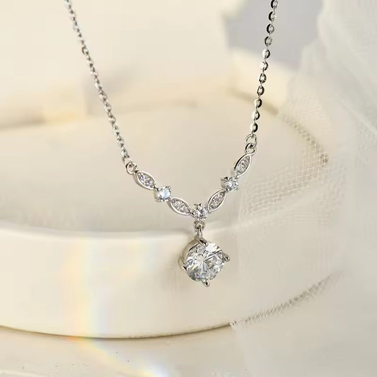 Trendy Light Luxury Zircon Necklace for Women β Delicate Collarbone Jewelry