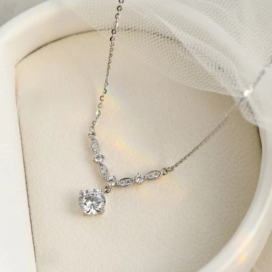 Trendy Light Luxury Zircon Necklace for Women – Delicate Collarbone Jewelry